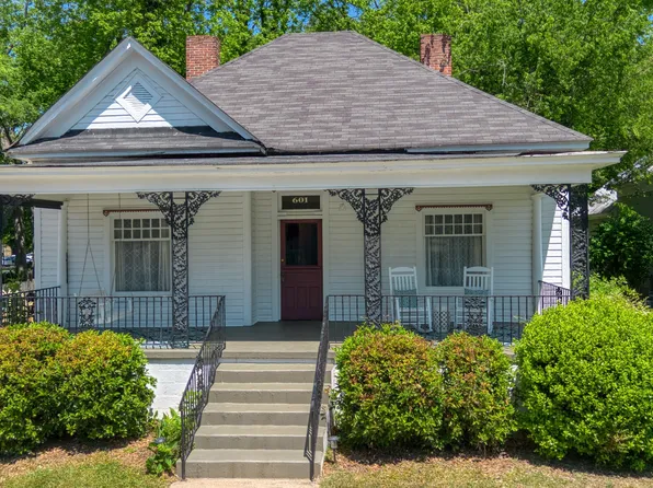 601 W 10th St NE, Rome, GA 30165