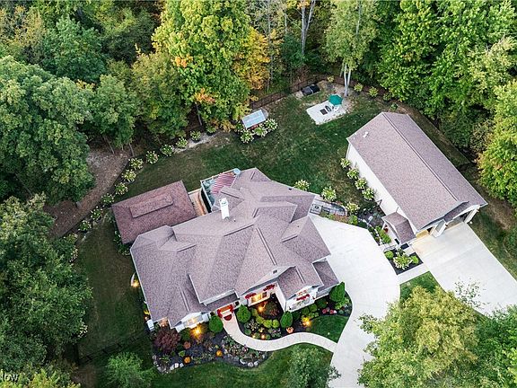 2nd image of 4433 Maggie Marie Blvd
