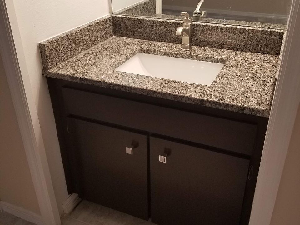 Built in wet area powder room in second bedroom