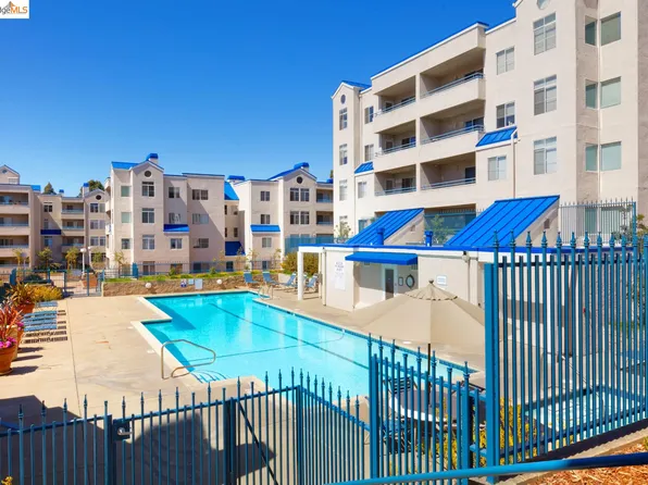 535 Pierce St APT 1311, Albany, CA 94706