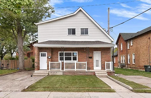 736 University Ave E #1 Photo 1