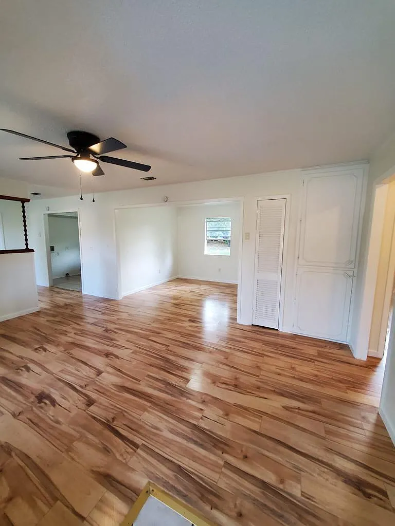 3 bed, 1259 sqft, $1,195 — Photo 2