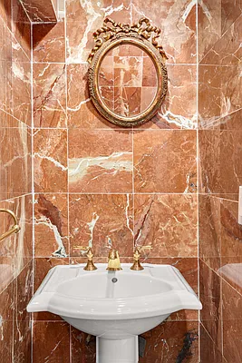 Rented by Compass | media 26