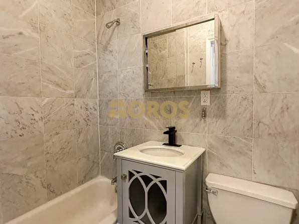 326 East 13th Street image 6 of 6