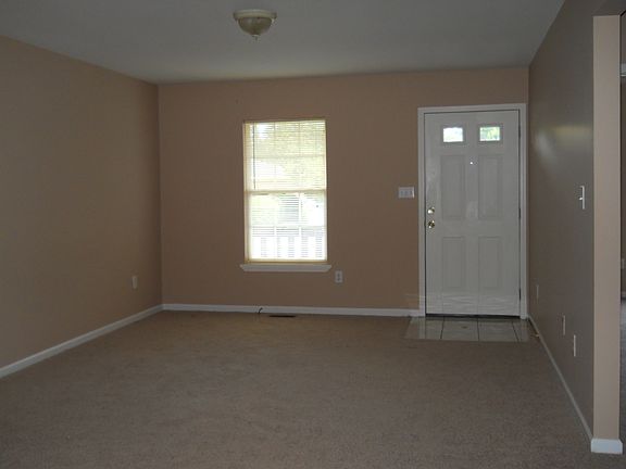 2nd image of 160 Briarwood Lake Dr