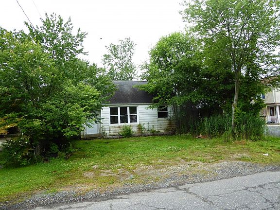 3rd image of 610 McKinley Ave