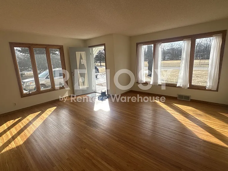 8645 Eldorado St NE — Photo 13