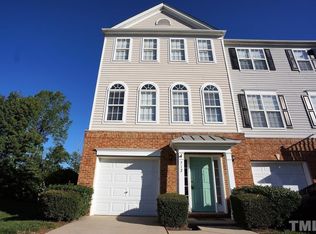 512 Sutter Gate Ln, Morrisville, NC 27560