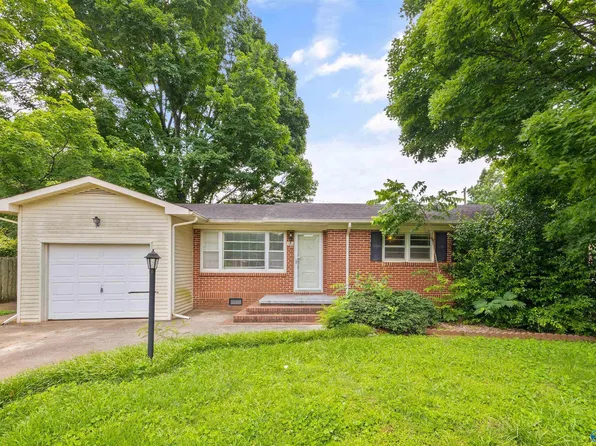 3811 Duncan Cir NW, Huntsville, AL 35810