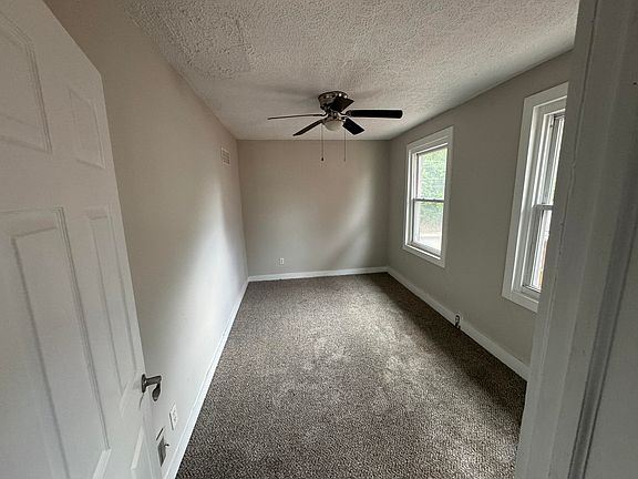 5th image of 2716 James Ave