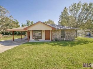 40499 Mary Ann St, Prairieville, LA 70769