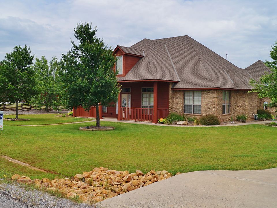 2nd image of 1008 Baybrook Dr