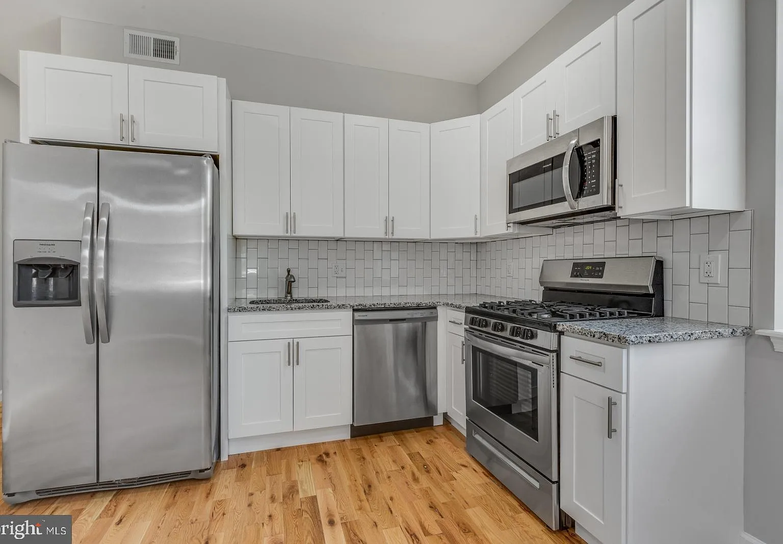 1 bed, $1,250 — Photo 4
