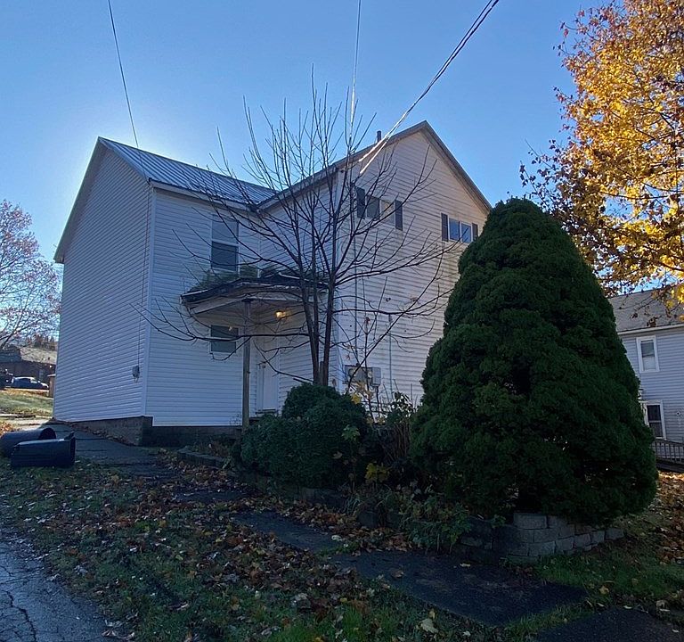 2nd image of 419 1/2 Hoffman Ave