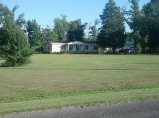 770 Star Point Rd, Guntersville, AL 35976