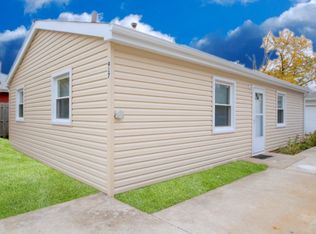 917 E Lorraine Ave, Addison, IL 60101