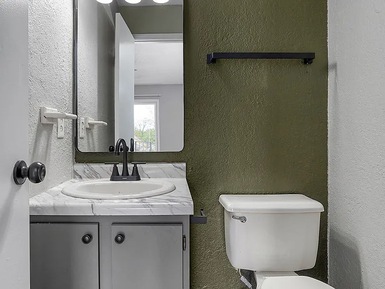 True North Apartments — Photo 12