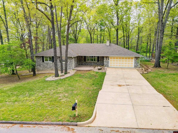 680 Northpointe Dr, Mountain Home, AR 72653