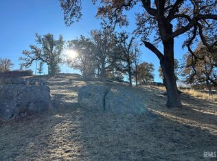 23840 Dart Dr, Tehachapi, CA 93561