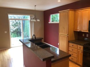 2494 NW Rogue Valley Ter, Beaverton, OR