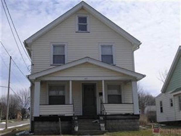 1st image of 629 N Ward Ave