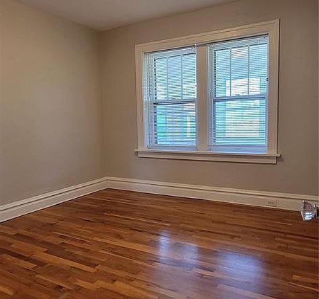 5th image of 6024 Wanda Ave