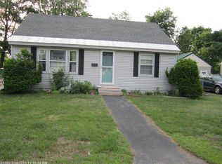 20 Prospect St, Springvale, ME 04083