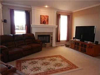 5th image of 52 Holly Ln