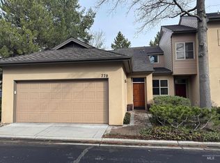 770 E Riverpark Ln #4, Boise, ID 83706