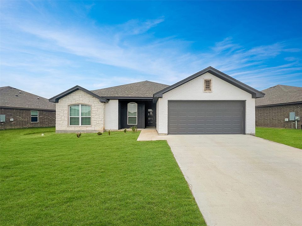 1st image of 1029 Campbelton Dr