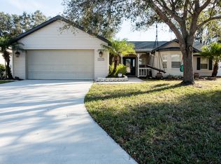 6680 Duck Pond Ln, Sarasota, FL 34240