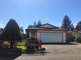 1125 Boyer Ct, Brookings, OR 97415