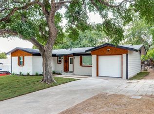 4132 Sanguinet St, Fort Worth, TX 76107