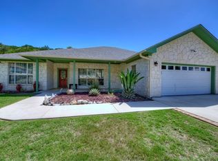 120 Fannin Dr, Kerrville, TX 78028