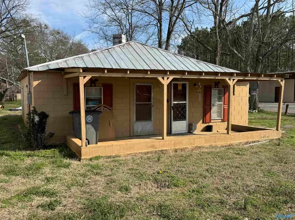 12336 Jessie Jackson Pkwy, Courtland, AL 35618