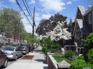 5315 65th Pl, Maspeth, NY 11378