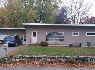 71 Forest Park Dr, Nashua, NH 03060