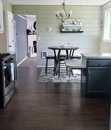 4th image of 5230 Jamestown Pl