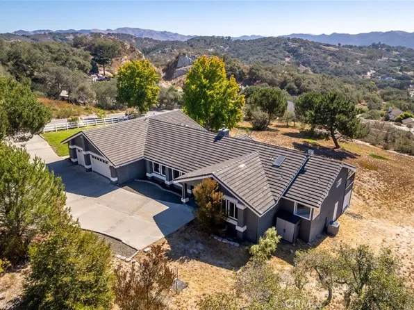 1075 Fox Canyon Ln, Arroyo Grande, CA 93420