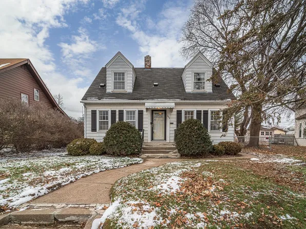 635 12th Ave N, South Saint Paul, MN 55075