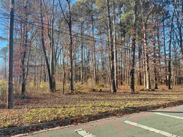 16 Warren Dr, Little Rock, AR 72209