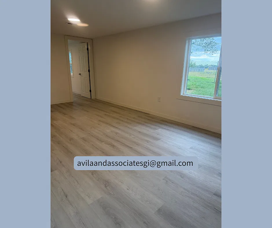 3 bed, 880 sqft, $1,600 — Photo 3