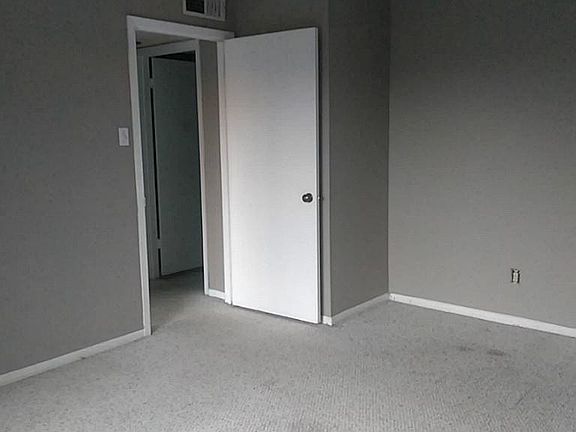 3rd image of 8435 Hearth Dr