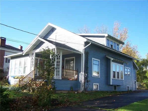 5919 New Hartford St, Wolcott, NY 14590