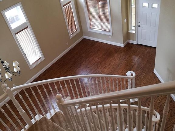 5th image of 510 Blackstone Ct