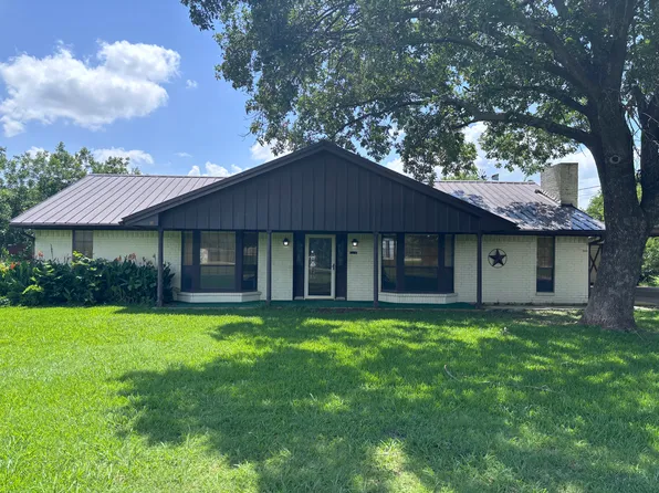 2533 Branch Creek Rd, Venus, TX 76084
