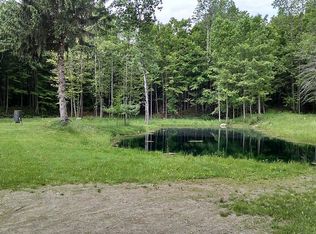 26 Miller Rd, Greenville, PA 16125