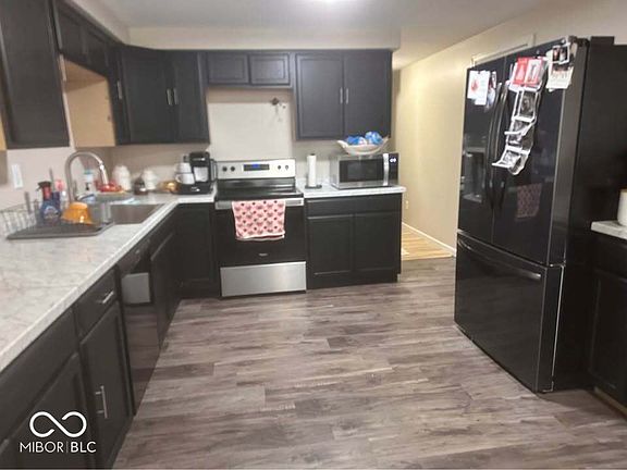 5th image of 918 N Tralan Dr