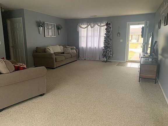 2nd image of 109 Brittany Ln