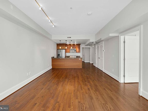 2nd image of 1830 Jefferson Pl NW APT 12